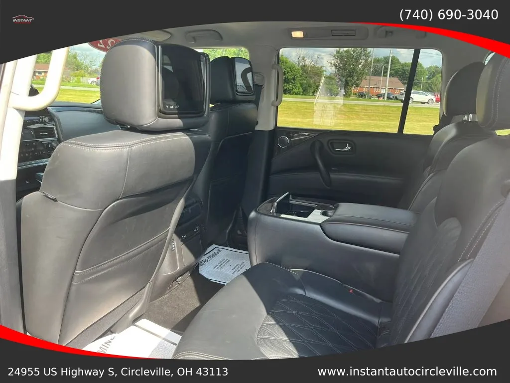 Nissan Armada photo 8
