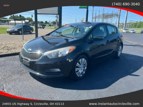 Black 2016 Kia Forte5 LX Hatchback 4D for sale in Circleville, OH