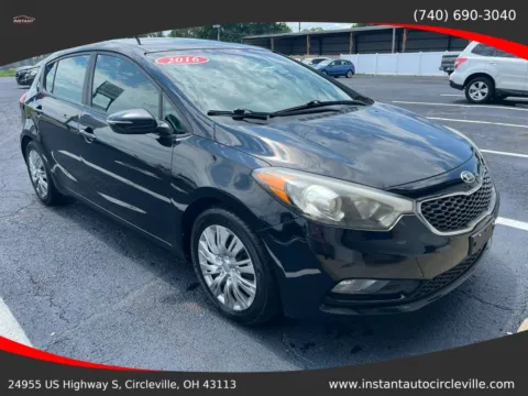 Black 2016 Kia Forte5 LX Hatchback 4D for sale in Circleville, OH
