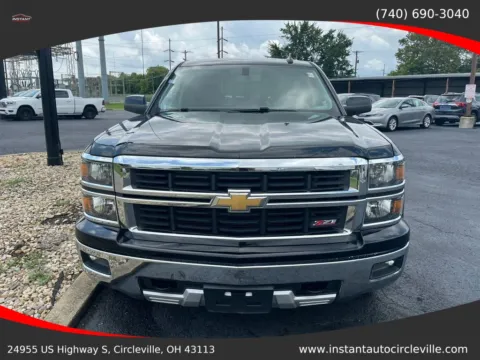 Photos of 2015 Chevrolet Silverado 1500 Crew Cab Z71 LT Pickup 4D 5 3/4 ft for sale in Circleville, OH at Instant Auto Sales Circleville