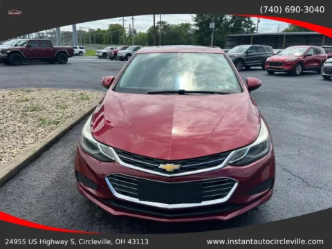 Photos of 2017 Chevrolet Cruze LT Sedan 4D for sale in Circleville, OH at Instant Auto Sales Circleville