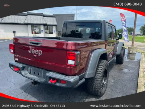 More photos of 2021 Jeep Gladiator Rubicon Pickup 4D 5 ft at Instant Auto Sales Circleville, OH