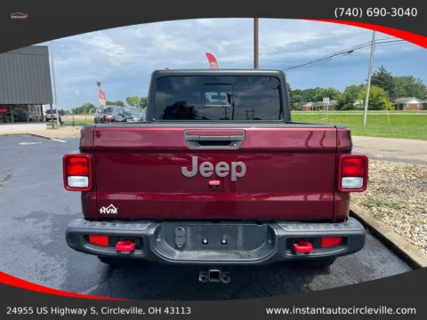 More photos of 2021 Jeep Gladiator Rubicon Pickup 4D 5 ft at Instant Auto Sales Circleville, OH
