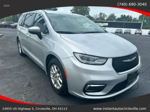 Another view of 2023 Chrysler Pacifica Touring L Van 4D for sale in Circleville, OH at Instant Auto Sales Circleville