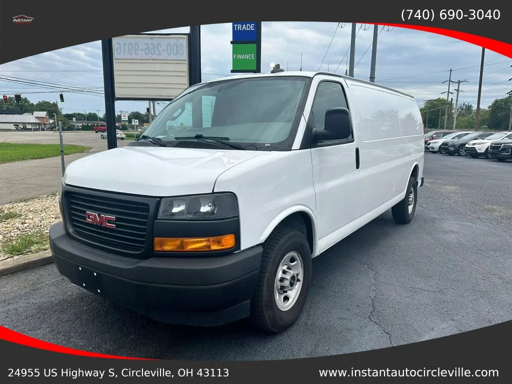 2022 GMC Savana Cargo