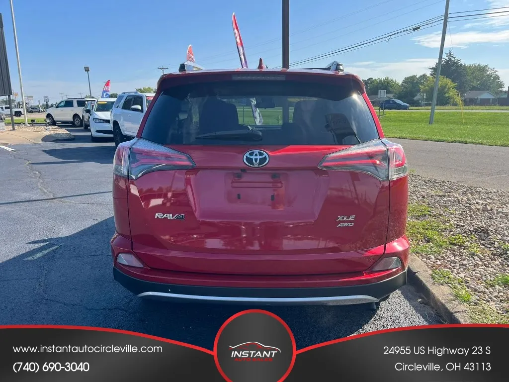 Toyota RAV4 photo 5