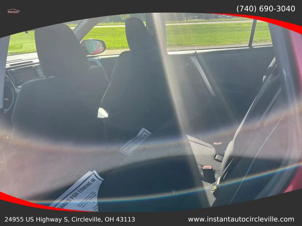 Toyota RAV4 photo 9