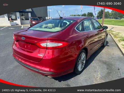 Another view of 2015 Ford Fusion SE Sedan 4D for sale in Circleville, OH at Instant Auto Sales Circleville