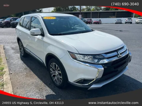 Another view of 2017 Mitsubishi Outlander SEL Sport Utility 4D for sale in Circleville, OH at Instant Auto Sales Circleville