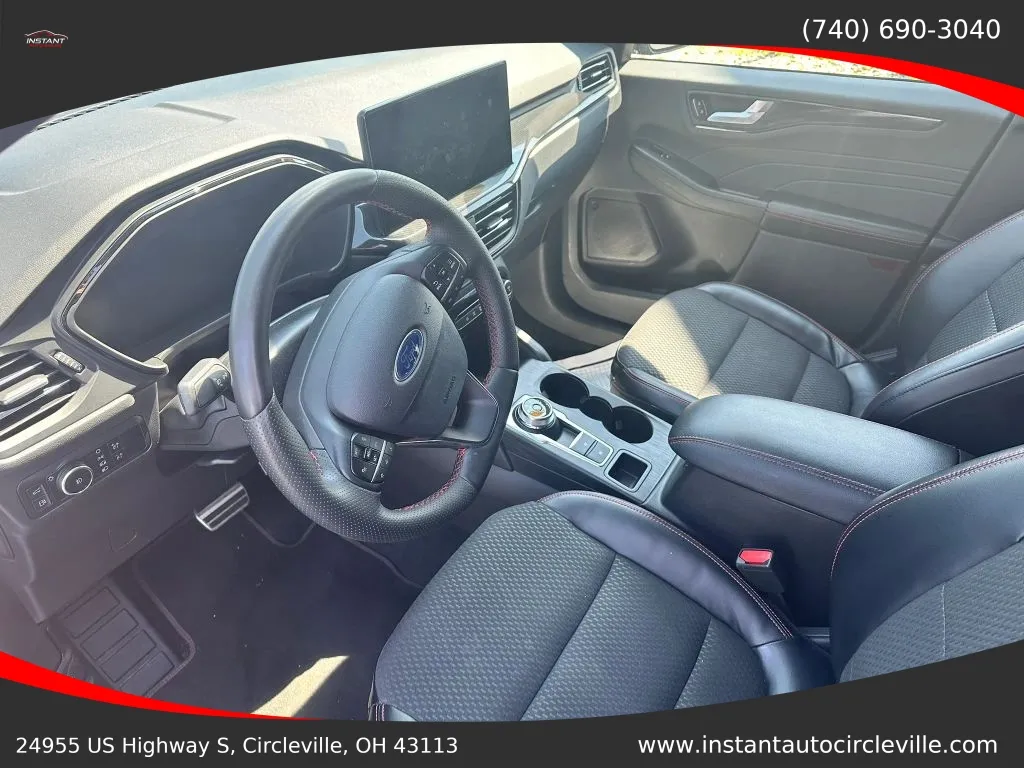 Ford Escape photo 7