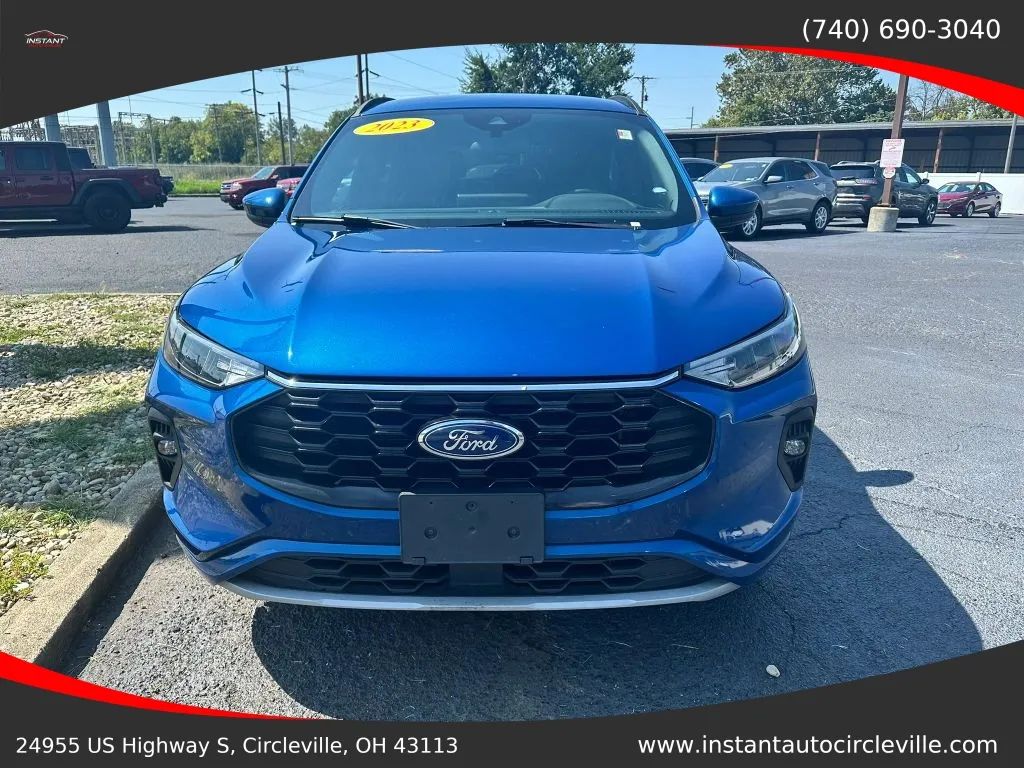 Ford Escape photo 2