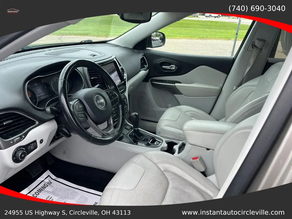 Jeep Cherokee photo 7