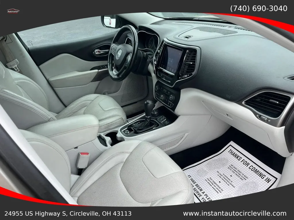Jeep Cherokee photo 9