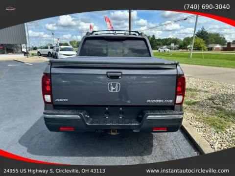 More photos of 2018 Honda Ridgeline RTL-E Pickup 4D 5 ft at Instant Auto Sales Circleville, OH