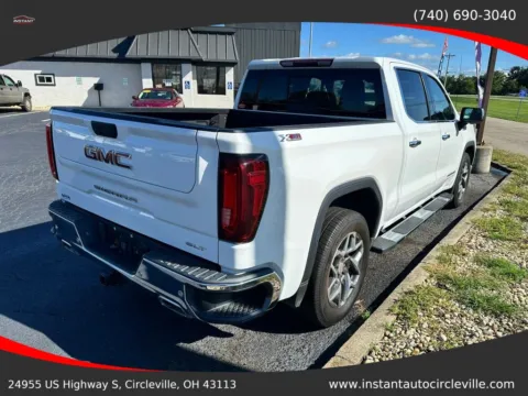 More photos of 2022 GMC Sierra 1500 Crew Cab SLT Pickup 4D 5 3/4 ft at Instant Auto Sales Circleville, OH