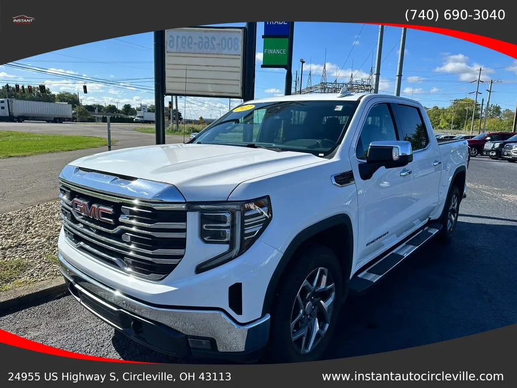 White 2022 GMC Sierra 1500 Crew Cab SLT Pickup 4D 5 3/4 ft for sale in Circleville, OH