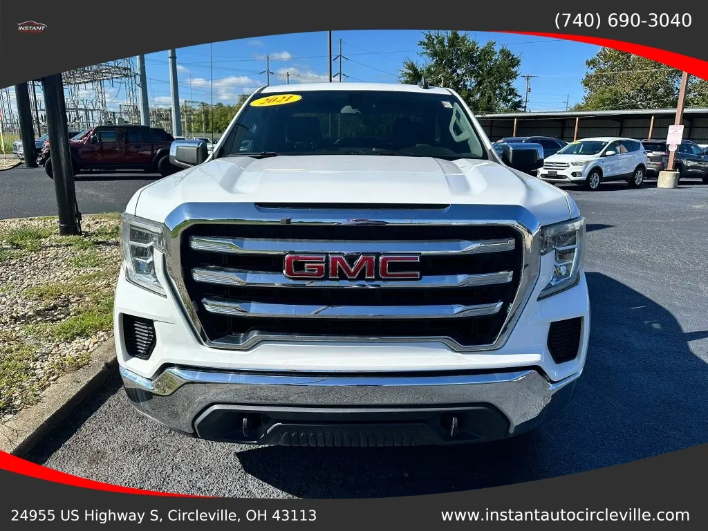 GMC Sierra photo 2