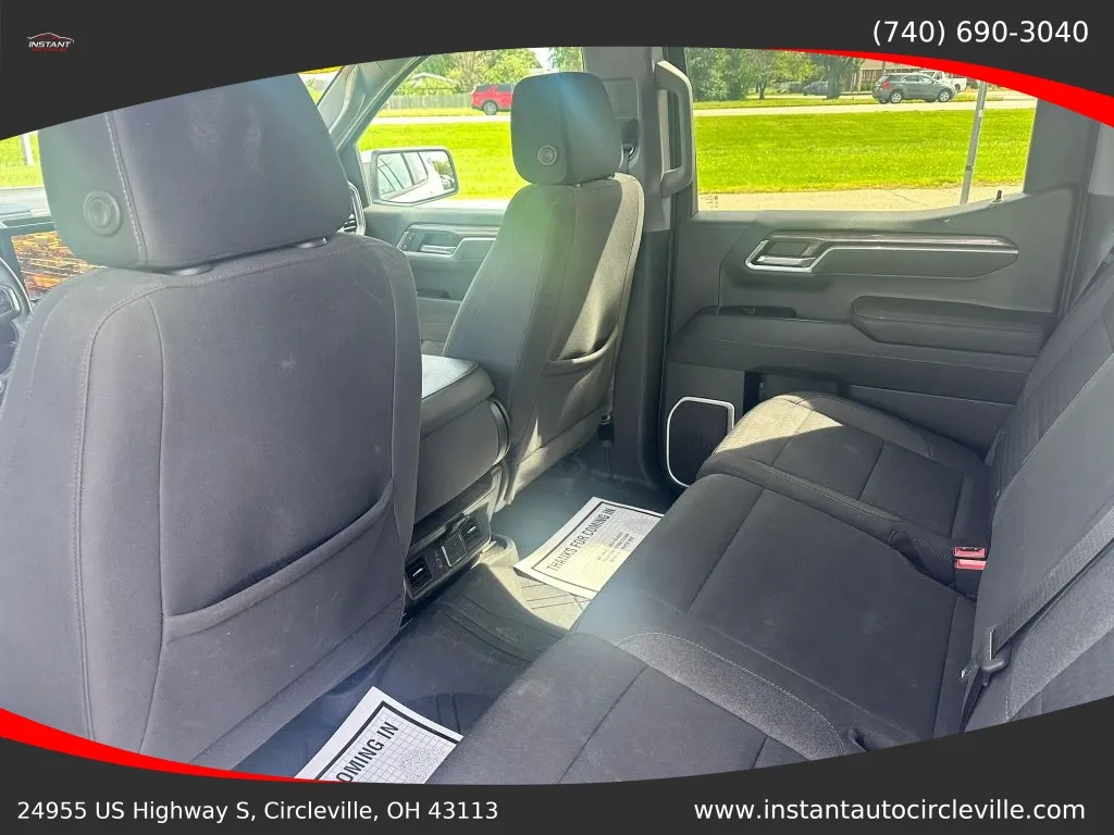 Chevrolet Silverado photo 8
