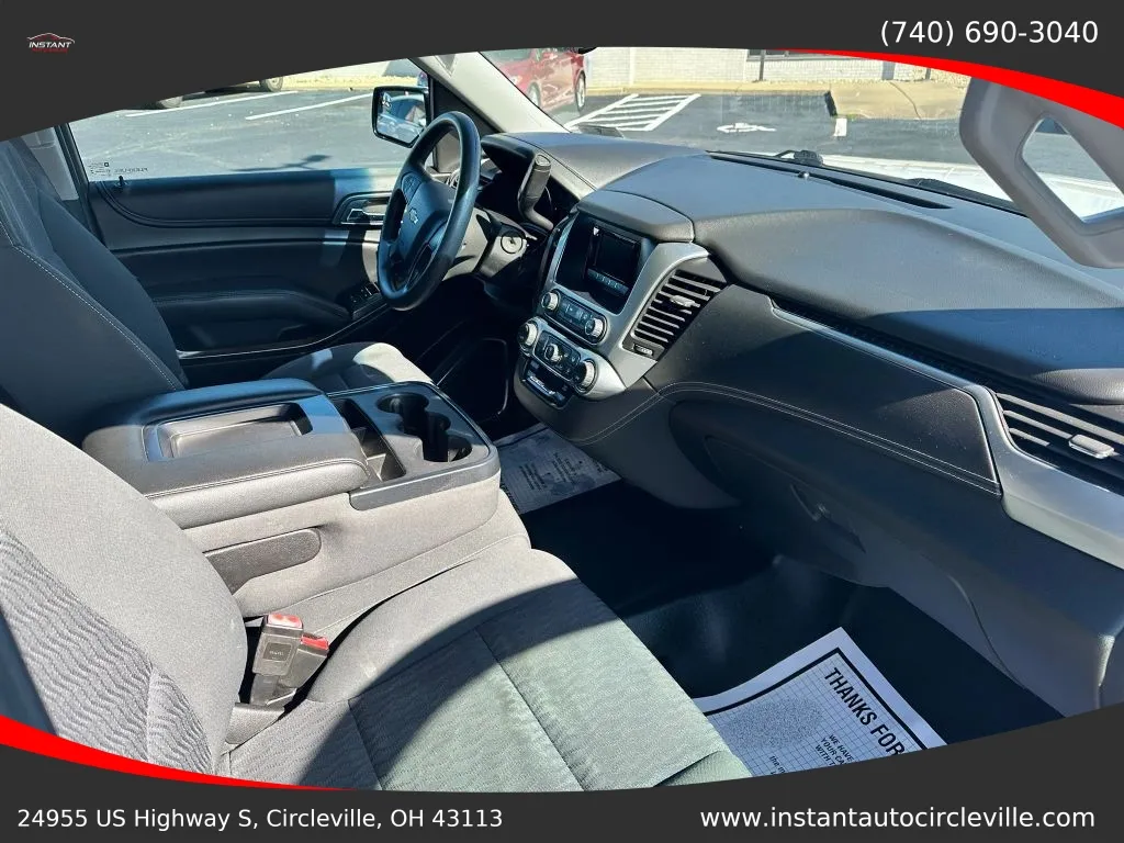Chevrolet Suburban photo 9