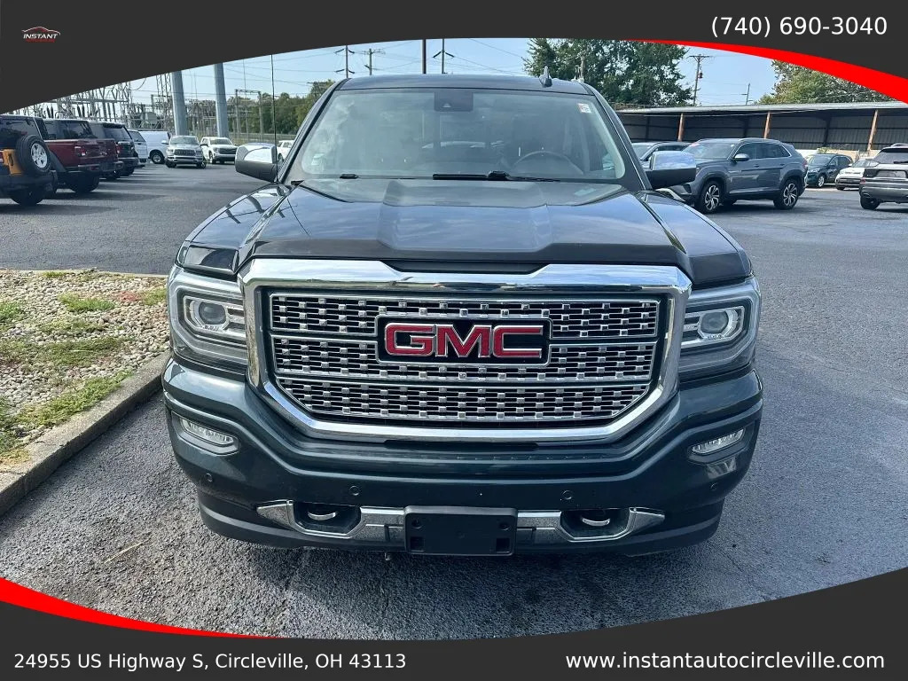 GMC Sierra photo 2