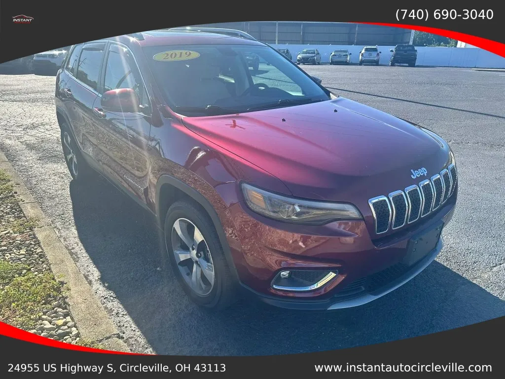 Jeep Cherokee photo 3