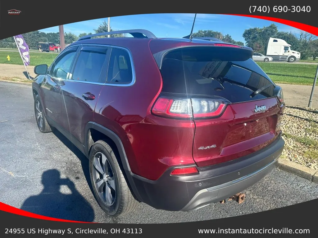 Jeep Cherokee photo 6