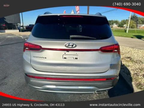 More photos of 2022 Hyundai Santa Fe SEL Sport Utility 4D at Instant Auto Sales Circleville, OH