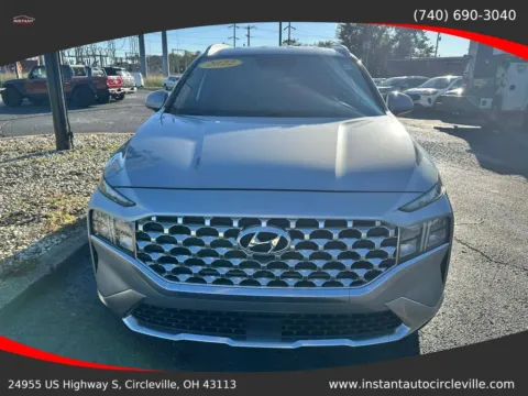 Photos of 2022 Hyundai Santa Fe SEL Sport Utility 4D for sale in Circleville, OH at Instant Auto Sales Circleville