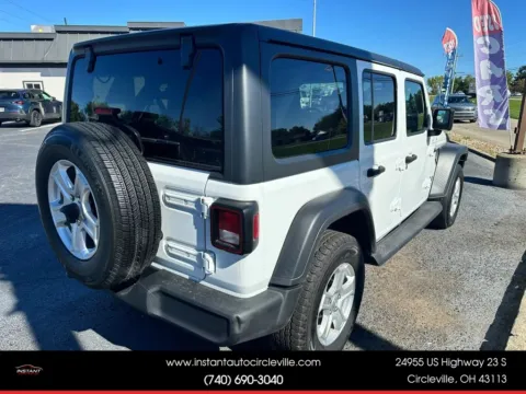 More photos of 2019 Jeep Wrangler Unlimited Sport S Sport Utility 4D at Instant Auto Sales Circleville, OH