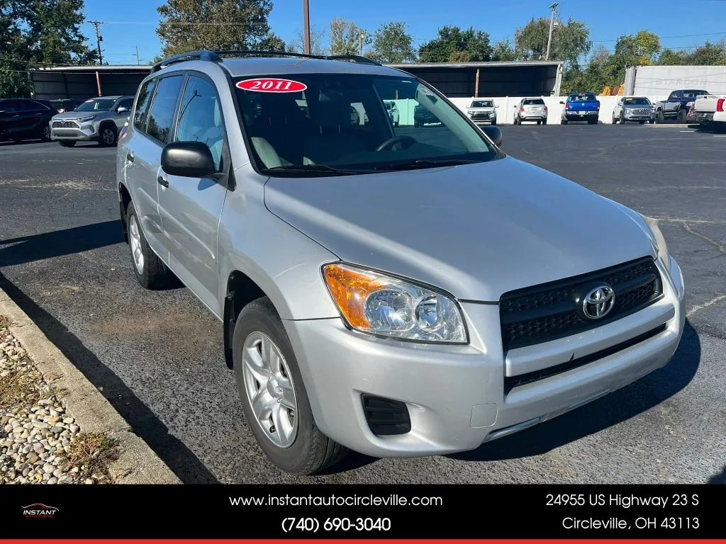 Toyota RAV4 photo 3
