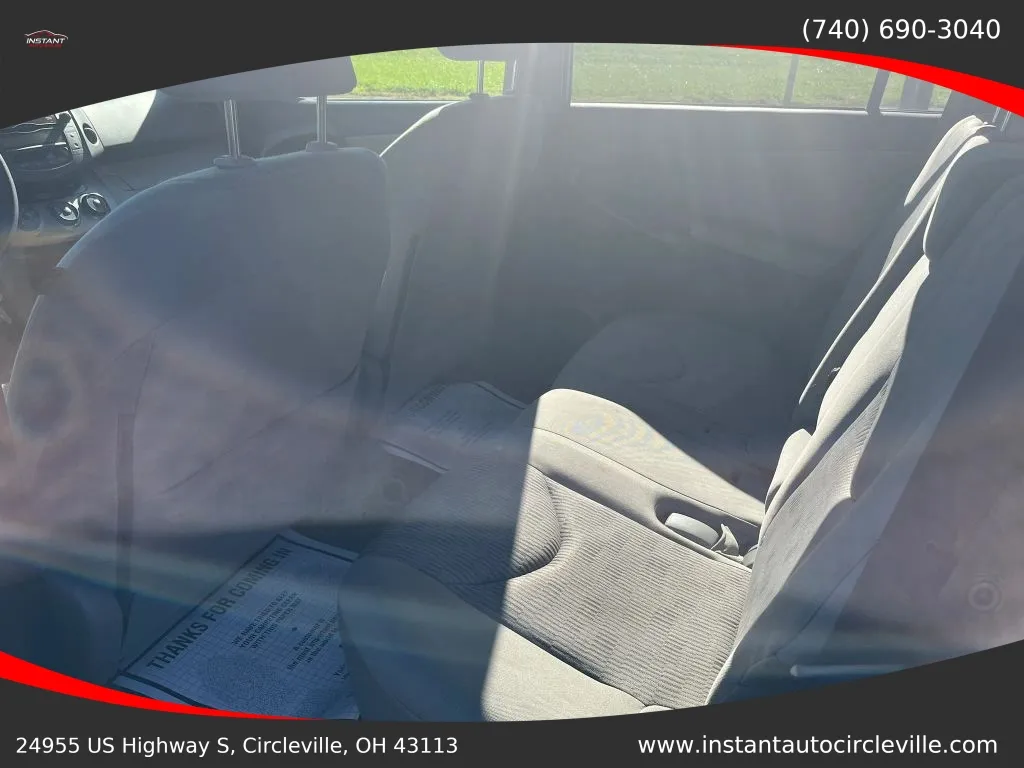Toyota RAV4 photo 8