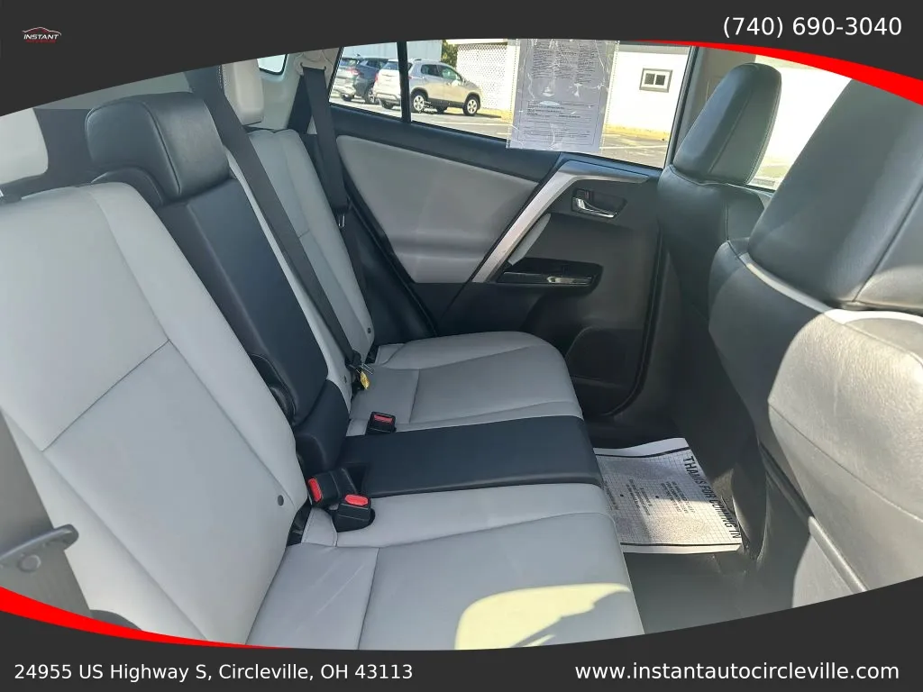 Toyota RAV4 photo 10