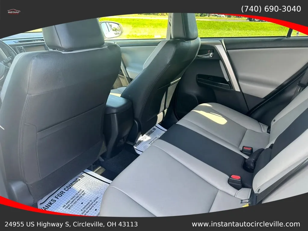 Toyota RAV4 photo 8
