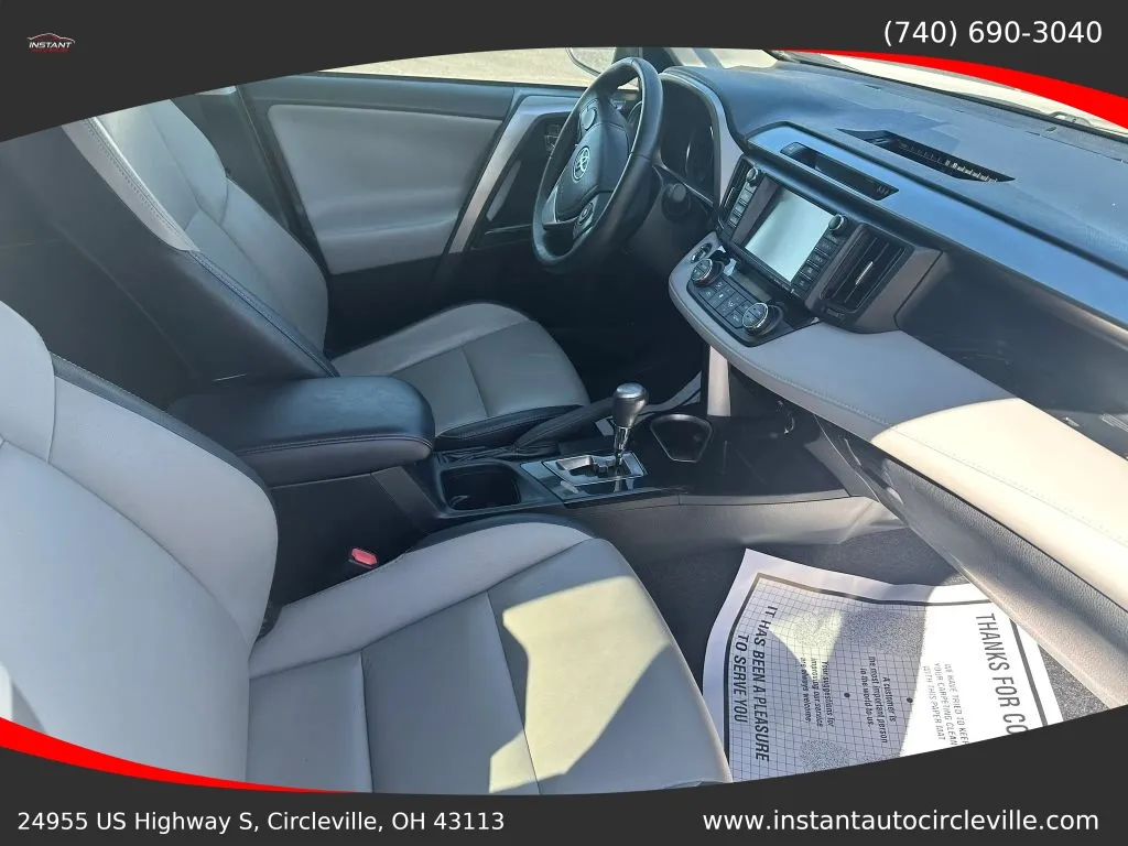 Toyota RAV4 photo 9
