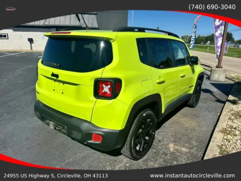 More photos of 2017 Jeep Renegade Altitude Sport Utility 4D at Instant Auto Sales Circleville, OH