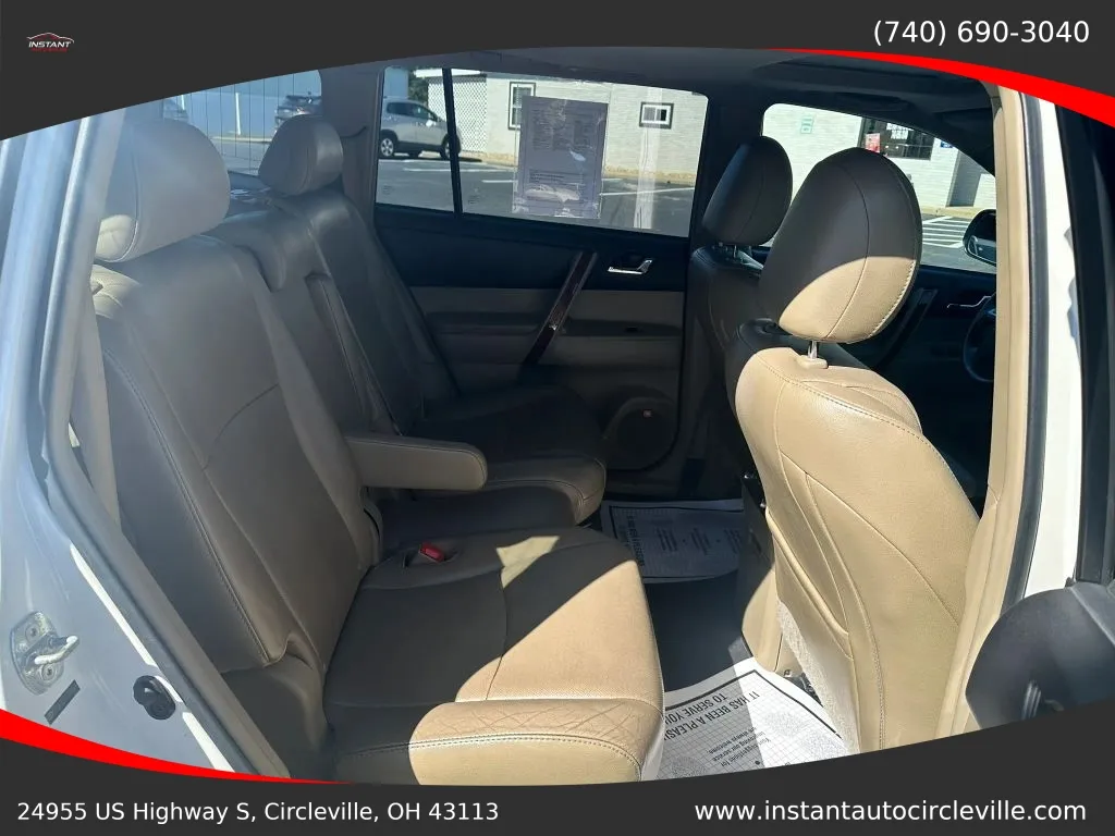 Toyota Highlander photo 10