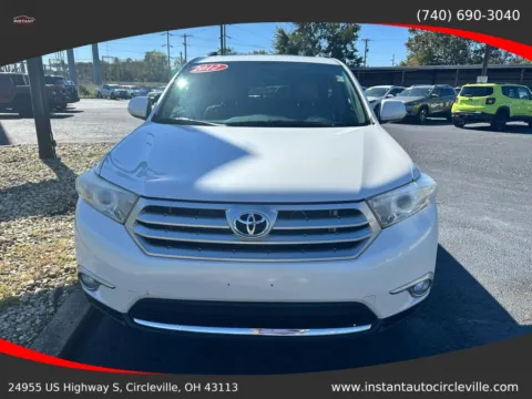 Photos of 2012 Toyota Highlander Limited Sport Utility 4D for sale in Circleville, OH at Instant Auto Sales Circleville