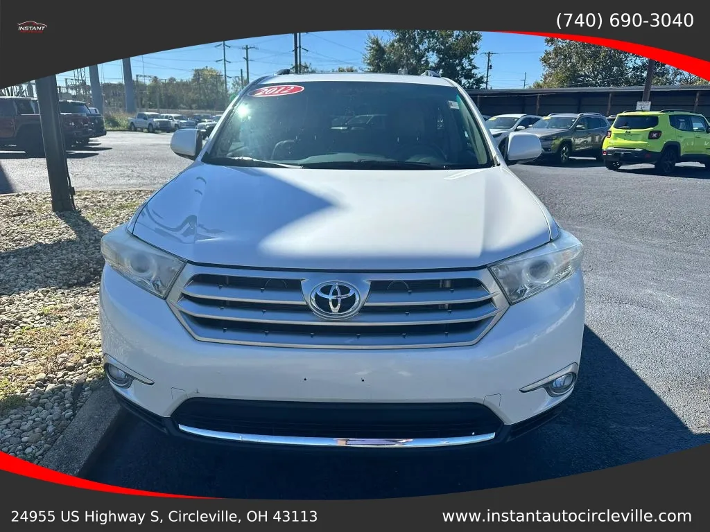 Toyota Highlander photo 2