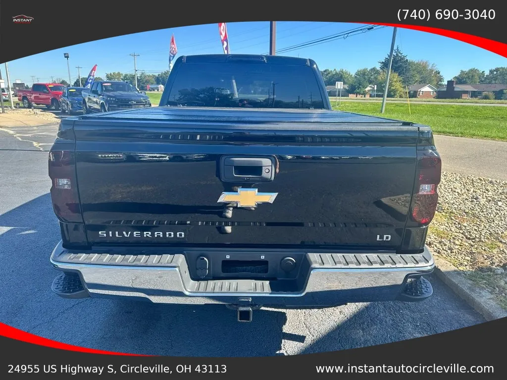 Chevrolet Silverado photo 5
