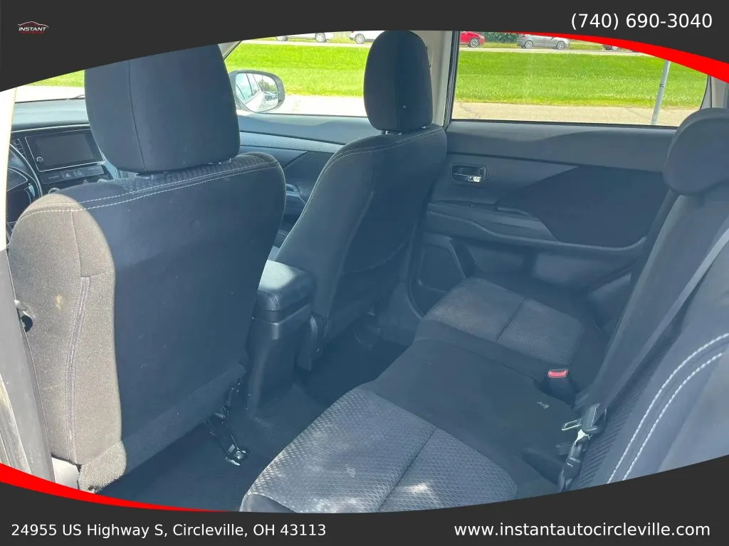 Mitsubishi Outlander photo 8