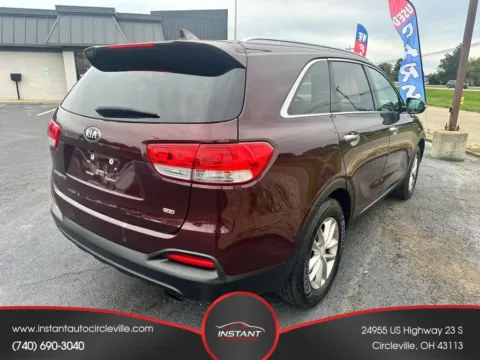 More photos of 2017 Kia Sorento LX Sport Utility 4D at Instant Auto Sales Circleville, OH