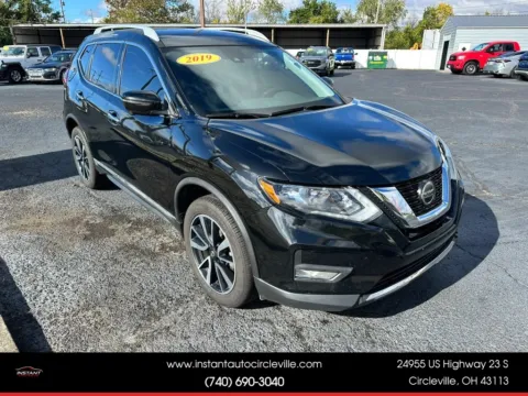 Another view of 2019 Nissan Rogue SL Sport Utility 4D for sale in Circleville, OH at Instant Auto Sales Circleville