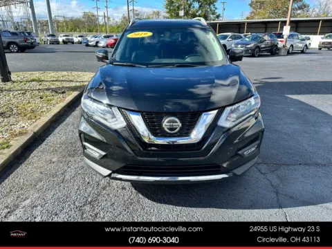 Photos of 2019 Nissan Rogue SL Sport Utility 4D for sale in Circleville, OH at Instant Auto Sales Circleville