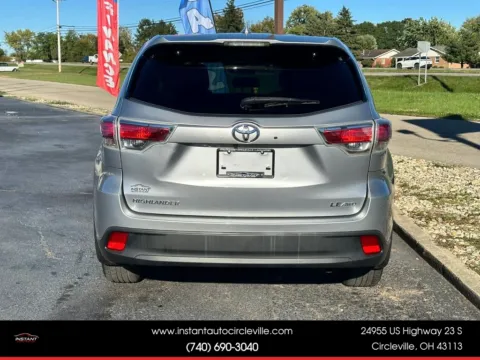 More photos of 2014 Toyota Highlander LE Plus Sport Utility 4D at Instant Auto Sales Circleville, OH