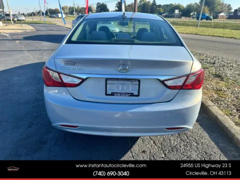 More photos of 2013 Hyundai Sonata GLS Sedan 4D at Instant Auto Sales Circleville, OH