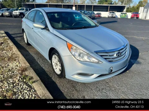 Another view of 2013 Hyundai Sonata GLS Sedan 4D for sale in Circleville, OH at Instant Auto Sales Circleville