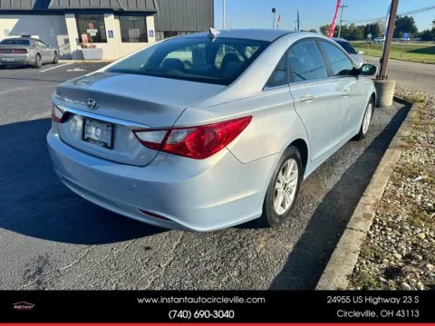 More photos of 2013 Hyundai Sonata GLS Sedan 4D at Instant Auto Sales Circleville, OH
