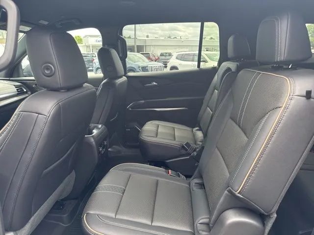 2026 Chevrolet Traverse High Country - Photo 10