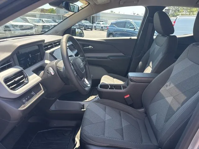 2027 Chevrolet Bolt LT - Photo 6