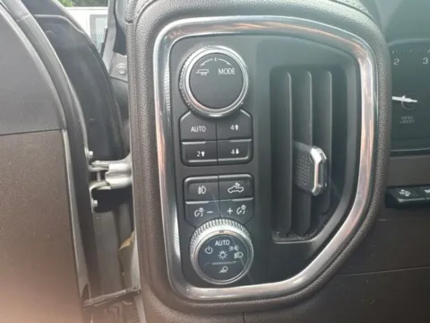 More photos of 2022 GMC Sierra 2500 HD Denali at Duke Chevrolet GMC, VA